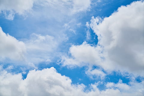 Wolke, Blau, Hintergrund, Zusammensetzung, Platz, Wolken, Weiß, Sommer-, Landschaft, Natur, weiße Wolken, Himmel, Solar-, unglaublich, wunderschönen, Frieden, Umwelt, Licht, Morgen, großartig, Textur, Jahreszeit, Tag, Fotografie, Atmosphäre, Foto, lebendige Farbe, Farbbild, Detail, abstrakt, keine Leute, niemand, Hintergründe, Nahansicht, kopieren sie platz, Muster, abstraktes Muster, Tapete, selektiver Fokus, horizontal, wolke - himmel, Schönheit in der Natur, Szenen - Natur, weiße Farbe, Ruhe, Wolkengebilde, Umgebung, Wind, ruhige Szene, flauschige, idyllisch, bedeckt, draußen, sauber, Meteorologie, hell, Weichheit, Klima, 5K