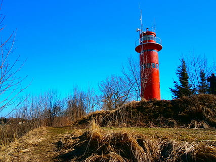majakka, taivas, kevät, rannikko, merenkulku-, suunnistus, meri, navigoida, punainen, arkkitehtuuri, kaupunki, torni, rakennus, näkymä, maamerkki, luonnonkaunis, maisema, opastus, sininen, rakennettu rakenne, turvallisuus, suojaus, luonto, ei ihmisiä, päivä, kasvi, maa, rakennuksen ulkoa, ulkona, suunta, ala, ruoho, 4K, CC0, public domain, rojaltivapaa