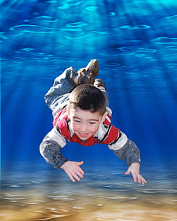 natação, agua, criança, mergulho, explorando, nadar, embaixo da agua, gráficos, super imposto, piscina, lazer, marinho, Diversão, uma pessoa, comprimento total, pessoas, infância, pessoas reais, atividade de lazer, movimento, estilos de vida, homens, machos, mar, natureza, Rapazes, azul, inocência, braço humano, 2K, CC0, domínio público, royalty free