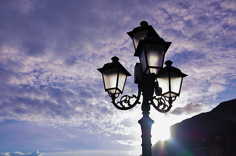 lampă, felinar, cer, apus de soare, amurg, ușoară, stâlp de felinar, streetlight, echipamente de iluminat, lumina stradală, nor - cer, stradă, vedere unghiulară joasă, natură, nici o persoana, gaz de lumină, iluminat, în aer liber, lumina electrica, lampă electrică, electricitate, siluetă, zi, 4K, CC0, domeniu public, fără drepturi de autor