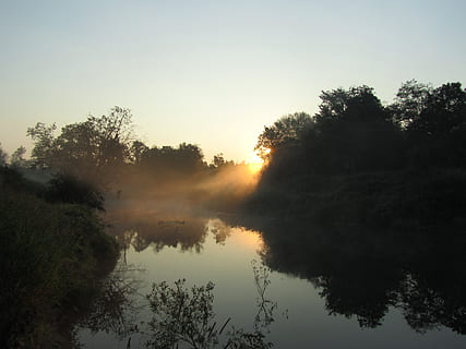 natur, daggry, lys, landskab, stilhed, morgen, træ, plante, ro, himmel, skønhed i naturen, scenics - natur, rolig scene, vand, afspejling, sø, vækst, ingen mennesker, solnedgang, ikke-urbane scene, idyllisk, skyfri himmel, havnefronten, silhuet, udendørs, refleksions søen, diset, 2K, CC0, offentligt domæne, royaltyfrie