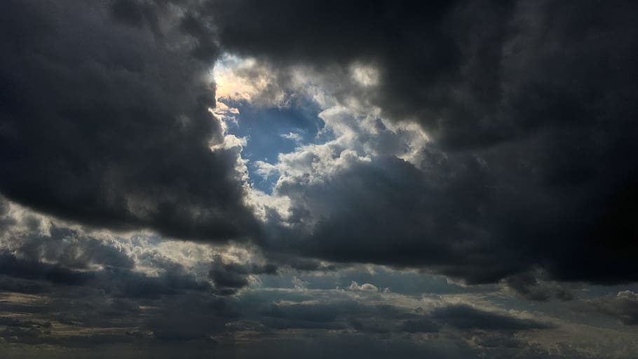 nor, cer, ceruri de nori, nori de cer albastru, vreme, atmosfera, nor - cer, furtună, dramatic cer, întuneric, Cloudscape, nor de furtuna, atmosfera moody, vânt, acoperit de nori, frumusețe în natură, natură, mediu inconjurator, semn de avertizare, ploaie, semn, meteorologie, de rău augur, nici o persoana, în aer liber, ploaie torentiala, 4K