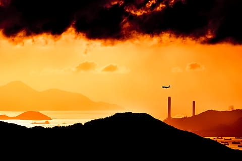 capvespre capvespre, cel, núvols, muntanyes, avió, jet comercial, viatjar, transport, bonic, hong kong, Xina, posta de sol, silueta, color taronja, muntanya, escenics - natura, bellesa a la natura, volant, naturalesa, núvol - cel, escena tranquil·la, ocell, tranquil·litat, cap gent, vertebrats, idíl·lic, temes d'animals, animal, a l'aire lliure, animals a la natura, cel romàntic, 1080P, CC0, domini públic, lliure de regalies