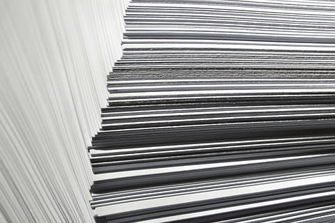 cortina de finestra blanca, paper, baix, clau, a4, estudi, línies, patró, estructura, blanc, textura, forma, repetir, llum, a l'interior, fons, cap gent, primer pla, dia, ferro corrugat, gran grup d'objectes, tèxtil, pila, marc complet, Color blanc, abundància, natura morta, arranjament, en fila, música, document, col · lecció, resum, ordre, 5K, CC0, domini públic, lliure de regalies