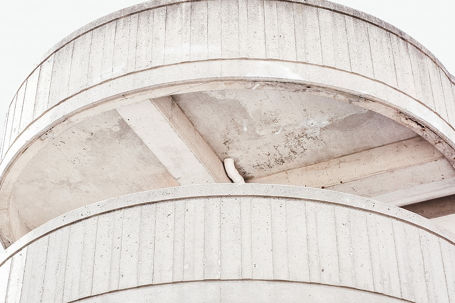 edificio dipinto di bianco, semplice, astratto, luce, linea, minimalista, minimalismo, minimo, pulito, moderno, simmetria, geometrico, geometria, calcestruzzo, architettura, struttura costruita, nessuno, Inquadratura dal basso, giorno, esterno dell'edificio, arco, forma, serbatoio di stoccaggio, cilindro, all'aperto, natura, forma geometrica, curva, modello, design, storia, cerchio, colonna architettonica, barile, 4K