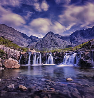 fotografía, cascadas, montañas, cascada, nublado, ambiente, caídas, lago, paisaje, cordillera, naturaleza, río, rocas, montañas Rocosas, escénico, cielo, corriente, agua, flujo de agua, desierto, paisajes - naturaleza, belleza en la naturaleza, montaña, nube - cielo, rock, larga exposición, roca - objeto, sólido, movimiento, agua que fluye, frente al mar, movimiento borroso, escena no urbana, nadie, fluido, al aire libre, poder en la naturaleza, 5K, CC0, dominio público, libre de derechos