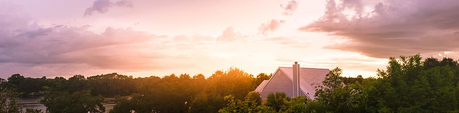naturalesa, cel, núvols, sol, bosc, idíl·lic, panoràmica, sostre, escènic, tranquil, arbres, boscos, núvol - cel, arquitectura, posta de sol, estructura construïda, planta, paisatge, exterior de l'edifici, llum solar, cel dramàtic, arbre, edifici, cap gent, religió, vespre, cel malhumorat, crepuscle, creença, 8K