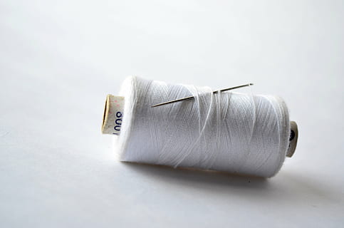 white, thread, surface, spool, needle, sew, yarn, sewing, textile, craft, needlework, fabric, handmade, embroidery, stitch, tailoring, cotton, handicraft, studio shot, indoors, art and craft, white background, still life, close-up, no people, sewing item, rolled up, creativity, wool, two objects, material, textile industry, gray, silver colored, 4K