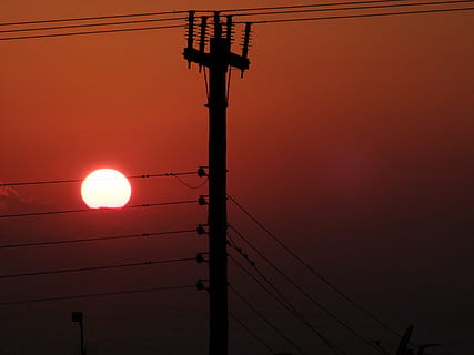 solnedgang, kabel, linjer, strømkabel, mast, industri romantik, øvre linjer, rød, elektricitet, forbindelse, teknologi, himmel, silhuet, lav vinkel visning, belysningsudstyr, Strømforsyning, el-pylon, ingen mennesker, orange farve, belyst, natur, gadebelysning, udendørs, gade, brændstof og elproduktion, lys, elektrisk udstyr, telefonlinje, 4K, CC0, offentligt domæne, royaltyfrie
