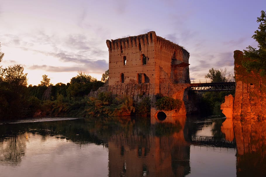 torre, reflexió, aigua, medieval, mincio, riu, borghetto, Itàlia, torrent, arbres, pont, arquitectura, cel, estructura construïda, núvol - cel, història, llac, arbre, el passat, naturalesa, exterior de l'edifici, posta de sol, planta, pont - estructura feta per l'home, castell, edifici, cap gent, a l'aire lliure, pont d’arc, 5K