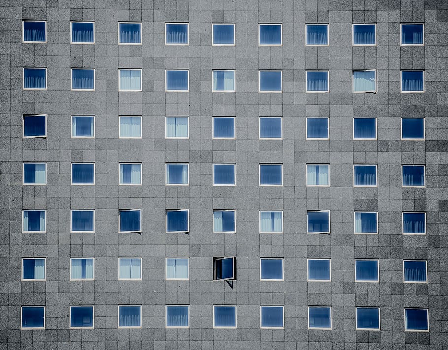 obert, finestra de vidre de condominis, condomini, vidre, finestra, arquitectura, estructura construïda, exterior de l'edifici, modern, edifici d'oficines, escena urbana, patró, fons, cap gent, industria de la construcció, façana, blau, marc complet, repetició, edifici, en fila, disseny, ciutat, barri residencial, forma, a l'aire lliure, apartament, forma geomètrica, luxe, funció de construcció, desenvolupament d’habitatges, 2K