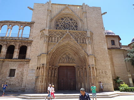 spain, value, cathedral, architecture, built structure, building exterior, group of people, arch, real people, the past, day, history, facade, building, incidental people, women, travel destinations, men, lifestyles, tourism, sky, people, travel, outdoors, architectural column, 4K, CC0, public domain, royalty free
