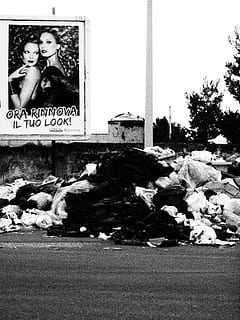 monnezza, garbage, trash, day, no people, architecture, plant, text, nature, tree, built structure, outdoors, lifestyles, human representation, building exterior, western script, female likeness, representation, portrait, sky, 2K, CC0, public domain, royalty free