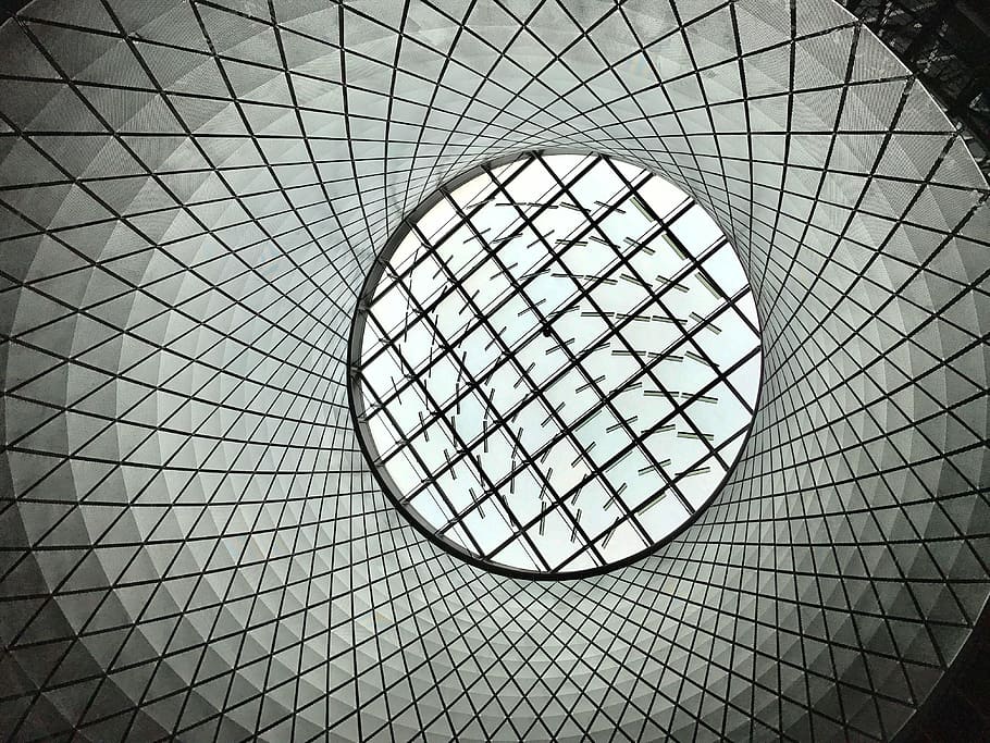 vista de la vista de cuc, fotografia, estructura, arquitectura, resum, patró, forma geomètrica, forma, sostre, estructura construïda, a l'interior, disseny, claraboia, cap gent, vista d’angle baix, cercle, dia, vidre - material, fons, marc complet, finestra, llum solar, característica arquitectònica, textura, arquitectura i art, directament a sota, ornamentat, 4K