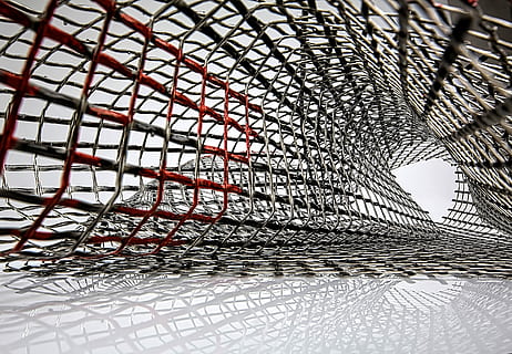 orm, øje visning fotografering, metalramme, untitled, mesh, struktur, materiale, konstruktion, tunnel, perspektiv, rithm, curf, metal, hvid, sølv, tråd, arkitektur, mønster, bygget struktur, ingen mennesker, design, lav vinkel visning, indendørs, dag, bygning, moderne, loft, arkitektoniske træk, gitter, by, glas - materiale, form, baggrunde, digital komposit, 5K, CC0, offentligt domæne, royaltyfrie