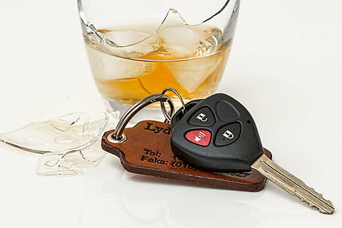 black, keyfob, rock glass, drink driving, drunk, alcohol, drinking, intoxicated, alcoholic, danger, warning, alcoholism, irresponsible, risk, illegal, dangerous, car accident, insurance, crash, antisocial, whisky, whiskey, sober, car Key, key, food and drink, glass, drink, household equipment, refreshment, drinking glass, indoors, food, no people, studio shot, technology, white background, table, glass - material, still life, close-up, freshness, 5K, CC0, public domain, royalty free