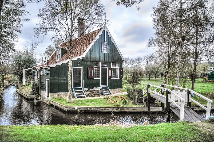 casă, lângă, râu, copaci, Zaandam, olandeză, Olanda, Zaanse, Schans, tradiţional, Europa, sat, arhitectură, turism, Amsterdam, cultură, vechi, celebru, peisaj, clădire, apă, destinaţie, istoric, vânt, istorie, țară, pitoresc, mediu rural, de lemn, turist, canal, verde, construită, exteriorul clădirii, copac, plantă, nici o persoana, natură, zi, abandonat, cer, iarbă, în aer liber, creştere, arbore gol, nor - cer, 5K