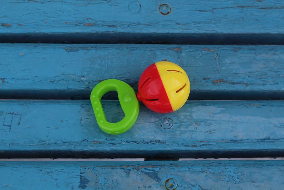legetøj, linjer, blå, linje, design, spil, barn, baby, Spille, lykkelig, nuttet, doodle, gul, ingen mennesker, dag, træ - materiale, murbygningsfunktion, tæt på, udendørs, multi farvet, metal, direkte over, beskyttelse, rød, sikkerhed, hængende, mønster, fuld ramme, arkitektur, plast, 5K