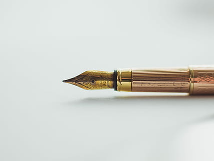 Messing Quilt Pen, Messingfeder, Schreibgerät, kopieren sie platz, Studioaufnahme, einzelnes Objekt, weißer Hintergrund, Bleistift, drinnen, Stift, Nahansicht, keine Leute, goldfarben, Füller, Kreativität, Kunst und Handwerk, Stillleben, Papier-, Bildung, Seitenansicht, ausgeschnitten, Feder, silberfarben, 1080P, CC0, gemeinfrei, lizenzfrei