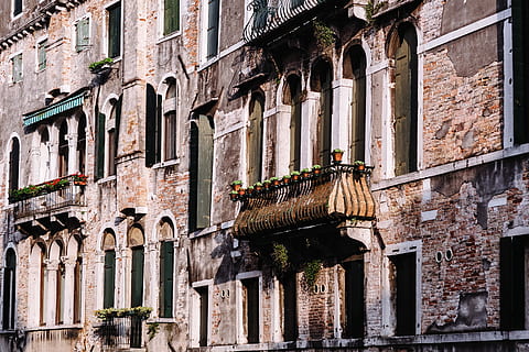 trip, venice, Venice, Italy, vacations, architecture, buildings, old town, Europe, travel, italian, Italy, veneto, venezia, mediterranean, venive, old houses, tourist, architecture And Buildings, window, built Structure, building Exterior, old, no People, color Image, facade, travel destinations, history, architectural column, day, building, the past, low angle view, outdoors, nature, arch, sunlight, wall, city, wall - building feature, ruined, 4K