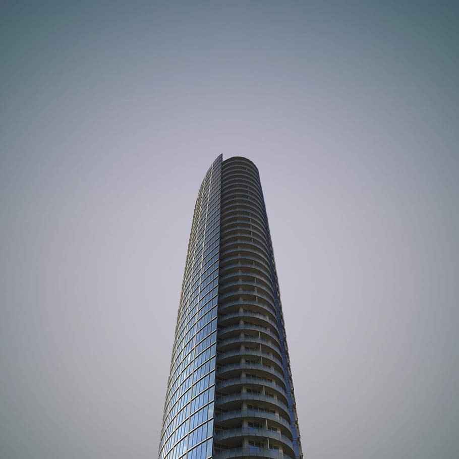 grattacielo, costruzione, architettura, Torre, moderno, Inquadratura dal basso, struttura costruita, esterno dell'edificio, edificio per uffici esterno, cielo, città, alto - alto, cielo sereno, copia spazio, nessuno, natura, ufficio, all'aperto, destinazioni di viaggio, giorno, 1080P