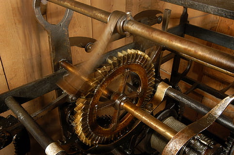 Zeit, Uhr, Kirchenuhr, stehlen, Industrie, Fabrik, alt, Metall, Maschinen, Ausrüstung, drinnen, keine Leute, Maschinenteil, Technologie, Holz - Material, Musikinstrument, Nahansicht, Herstellungsausrüstung, Musik-, Antiquität, obsolet, Transport, industrielle Ausrüstung, Minutenzeiger, 1080P, CC0, gemeinfrei, lizenzfrei
