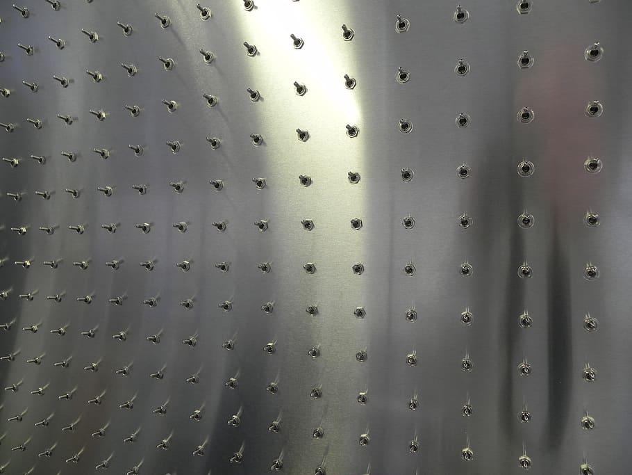 Schalter, panel, Test Ausrüstung, Werkzeuge, Prüfung, Ausrüstung, schaltet, drinnen, Vollbild, Hintergründe, Aluminium, Sport, Nahansicht, keine Leute, in einer Reihe, Muster, Metall, Geschäft, Wiederholung, Auftrag, abstrakt, beschmutzt, grau, Seite an Seite, die Architektur, Studioaufnahme, Legierung, stehlen, silberfarben, 2K