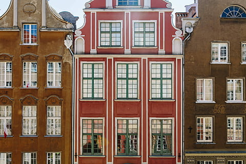 Photos, Gdansk, Poland, architecture, old town, tenement house, window, building Exterior, facade, house, built Structure, europe, urban Scene, city, old, architecture And Buildings, outdoors, no people, day, building, residential district, row house, red, side by side, in a row, nature, street, street light, glass - material, apartment, 4K