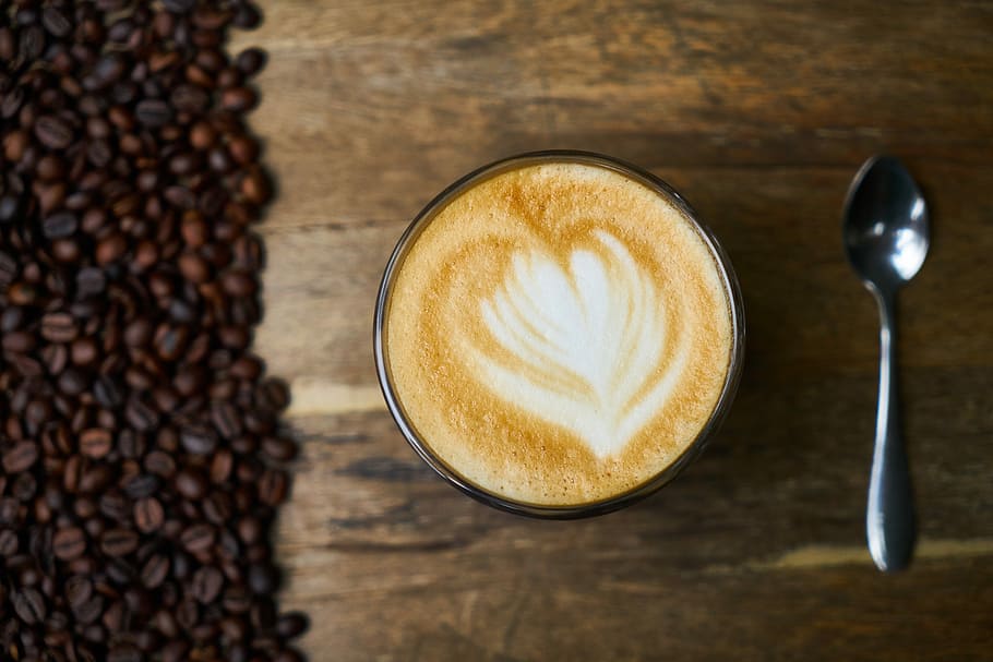 begudes, nucli, tassa de cafè, cafè, tassa, foto de menjar, espresso, cappuccino, bon dia, menjar, cuina, fusta, nutrició, cafeïna, al matí, marró, despertar, llavors de cafè, cafeteria, molins de cafè, foto, llavor, disseny, macro, alimentació saludable, estil de vida saludable, menjar saludable, fotografia, bonic, salut, foto del producte, fresc, deliciós, calenta, cullera, latte, beguda espumosa, cafè - beguda, taula, refresc, beure, natura morta, menjar i beguda, utensili per menjar, estri de cuina, frescor, directament a sobre, beguda calenta, a l'interior, art escumat, cap gent, vaixella, begudes sense alcohol, 5K