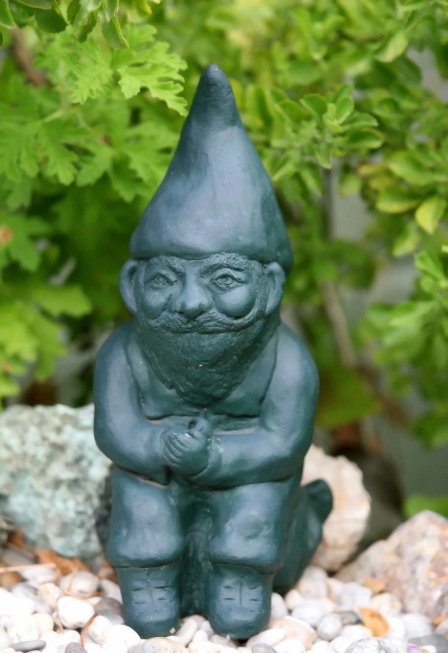 skæg, skæggede, bælte, Bestil, ned, nisse, eventyr, fantasi, folk, Skov, have, havearbejde, gnome, grøn, lykkelig, hat, isolerede, græsplæne, blade, lille, held, magiske, mand, mytiske, natur, gammel, udendørs, uden for, mennesker, velstand, rød, hvile, hvilende, siddende, sidde, sidder, sprite, statue, sten, succes, træ, årgang, forvitret, Asien, skulptur, buddhisme, buddha, Kunst og håndværk, menneskelig repræsentation, kreativitet, repræsentation, ingen mennesker, mandlig lighed, dag, solid, fokus på forgrunden, håndværk, tæt på, religion, plante, grøn farve, spiritualitet, stenmateriale, idol, 2K