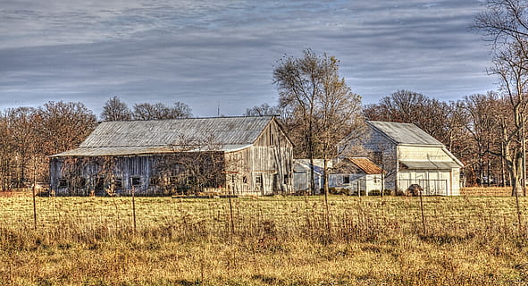 lade, rustik, staldene, ohio, digital kunst, landdistrikterne, naturskøn, Land, landskabet, landskab, skur, skure, gård, gårde, landbrug, landbrugs, stuehus, Champaign, region, americana, Foto, fotografi, struktur, strukturer, sturgell, william sturgell, bill sturgell, historisk, hjem indretning, bygninger, skyer, himmel, træ, træer, overskyet, ukrudt, champaign county, Urbana, arkitektur, bygning udvendig, bygget struktur, bygning, plante, hus, græs, jord, Mark, natur, landbrugsbygning, ingen mennesker, landlige scene, boligområde, ikke-urbane scene, forladt, udendørs, 5K, CC0, offentligt domæne, royaltyfrie