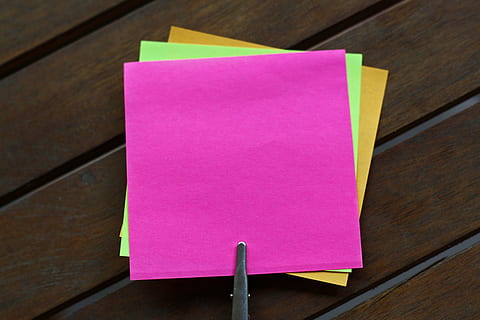 three, sticky, notes, brown, panel, sticky notes, blank, sticky note, post notes, post, reminder, office, paper, message, contact us, call us, e-mail, pink color, note, adhesive note, wood - material, note pad, close-up, indoors, no people, multi colored, table, office supply, copy space, wood, yellow, communication, business, purple, wood grain, to do list, 4K, CC0, public domain, royalty free