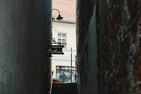 bydgoszcz city, Architecture, Bydgoszcz, City, Poland, vintage, buildings, old town, town, street, tenement house, Europe, urban Scene, italy, old, building Exterior, built Structure, outdoors, day, window, no people, building, wall - building feature, wall, residential district, alley, nature, narrow, focus on background, brick wall, metal, communication, 4K