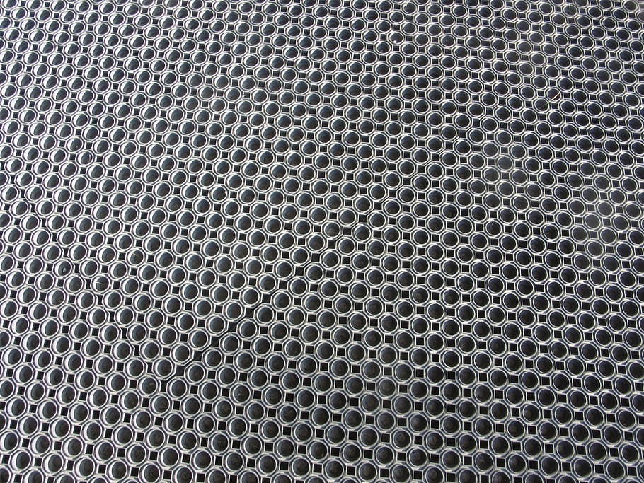 catifa del pis, quadrícula, goma d'esborrar, regularment, patró, fons, marc complet, metall, textura, cap gent, primer pla, graella, reixa metàl·lica, forma geomètrica, repetició, forma, resum, disseny, forat, embolic de cables, cercle, acer, aliatge, color plata, efecte texturat, ferro - metall, fons abstractes, crom, 4K