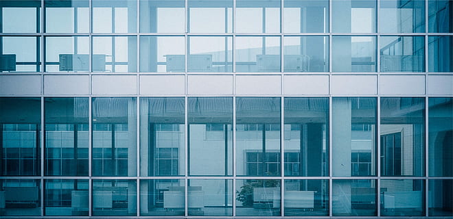 costruzione, finestre, architettura, vetro - materiale, finestra, fotogramma intero, nessuno, riflessione, giorno, struttura costruita, esterno dell'edificio, ufficio, moderno, città, edificio per uffici esterno, sfondi, all'aperto, trasparente, facciata, modello, forma geometrica, bicchiere, palazzo di giustizia, 2K, CC0, dominio pubblico, privo di copyright