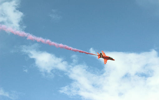 Foto, Düsenflugzeug, rot, Rauch, fliegend, Luft, Flugzeugwettbewerb, Himmel, Wolke, Ebene, Flügel, Jet, Luftfahrt, Flugzeug, Schwanz, Jet-Stream, Rosa, Flug, Kunststück, Sonne, Luftfahrzeug, wolke - himmel, Flugschau, unterwegs, Kondensstreifen, Transport, Transportmittel, Rauch - physische Struktur, Natur, Performance, Kunstflug, Flachwinkelansicht, Bewegung, Tag, keine Leute, draußen, Privatflugzeug, 4K, CC0, gemeinfrei, lizenzfrei