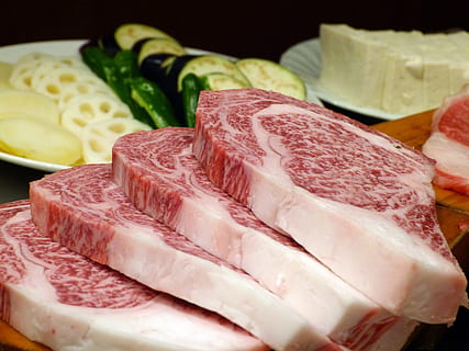 poil de viande crue, moi à, du boeuf, boeuf de kobe, brut, des légumes, aliments, Japonais, Japon, Nourriture et boisson, à l'intérieur, fraîcheur, viande rouge, fermer, nourriture crue, personne, prise de vue en studio, tranche, alimentation saine, porc, nature morte, fond noir, légume, viande transformée, steak, assiette, les courses, dîner, 4K, CC0, domaine public, libre de droits