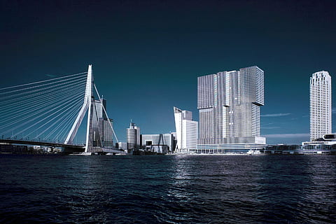 arquitectura, puente, edificios, ciudad, paisaje urbano, río, horizonte, rascacielos, puente colgante, urbano, agua, frente al mar, horizonte urbano, lugar famoso, escena urbana, distrito centro, Estados Unidos, moderno, estructura construida, puente - estructura hecha por el hombre, cielo, edificio de oficinas exterior, exterior del edificio, edificio, destinos de viaje, conexión, transporte, nadie, al aire libre, Distrito financiero, 2K, CC0, dominio público, libre de derechos