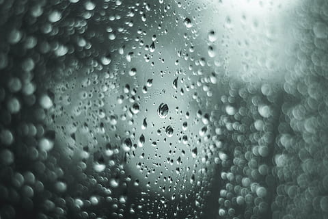 finestra, sfondo, goccia di pioggia, pioggia, acqua, spruzzo, far cadere, liquido, bagnato, tempo metereologico, trasparente, gocciolina, pulito, fluido, trasparenza, condensazione, avvicinamento, sfondi, fotogramma intero, natura, nessuno, in casa, vetro - materiale, modello, strutturato, freschezza, effetto strutturato, bicchiere, astratto, purezza, rugiada, stagione piovosa, 4K, CC0, dominio pubblico, privo di copyright