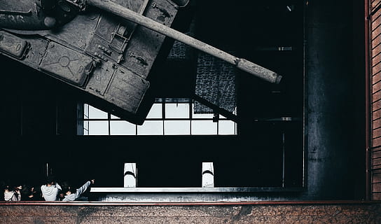 foto, tanque, colgando, intitulado, abandonado, museo de la casa del terror, antiguo, adentro, nadie, día, de cerca, arquitectura, ventana, estructura construida, naturaleza, de color negro, ropa, cuarto doméstico, sencillez, estilos de vida, 1080P, CC0, dominio público, libre de derechos