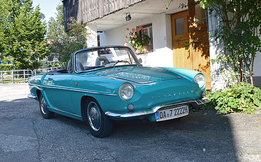Oldtimer, Renault, Caravelle, Auto, renault, caravelle, altmodisch, Retro-Stil, Sammlerauto, Transport, Transportmittel, Kraftfahrzeug, die Architektur, gebaute Struktur, Landfahrzeug, Gebäudehülle, Stadt, Tag, Gebäude, Straße, grüne Farbe, Haus, Natur, draußen, Jahrgang, Garage, 4K, CC0, gemeinfrei, lizenzfrei
