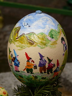 ou de Pasqua, Pasqua, pintura, pintura d'ous de Pasqua, ous de Pasqua, ou, art, color, colorit, set nans, primer pla, esfera, cap gent, centrar-se en primer pla, art i artesania, creativitat, representació, a l'aire lliure, dia, naturalesa, natura morta, representació humana, sol objecte, decoració, taula, festa, transparent, planeta terra, 2K, CC0, domini públic, lliure de regalies