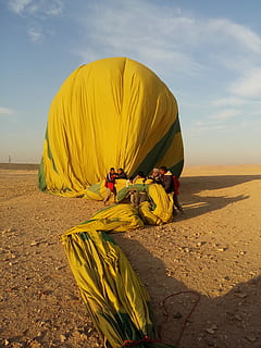 ballon, Palloncino, lavoratori, lavoro, cielo, blu, persone che lavorano, lavoratore, arti e mestieri, sabbia, giallo, Solo uomini, solo adulti, solo un uomo, all'aperto, terra, natura, nuvola - cielo, persone reali, bellezza nella natura, scenics - natura, paesaggio, uomini, giorno, luce del sole, ambiente, persone, scena non urbana, capi di abbigliamento, stili di vita, 4K, CC0, dominio pubblico, privo di copyright