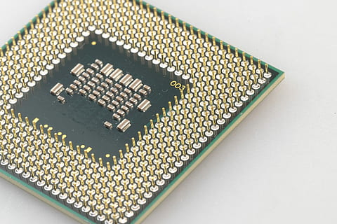 cpu, processor, makro, pen, pin, computer, elektronik, databehandling, chip, bestyrelse, kredsløb, pc, kontrolcenter, tilslutninger, Elektroteknik, komponent, teknologi, spor, data, elektrisk, komponenter, lommeregner, software, tæt, slot, computerchip, elektronikindustrien, ingen mennesker, computer del, computerudstyr, studio skud, indendørs, kredsløbsplade, industri, høj vinkel visning, tæt på, enkelt objekt, bundkort, forbindelse, kompleksitet, hvid baggrund, elektrisk komponent, stilleben, elektrisk udstyr, 2K, CC0, offentligt domæne, royaltyfrie