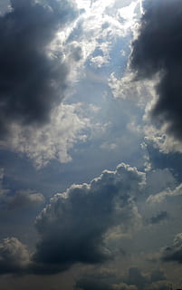 Sky, himmel, sol, sollys, mirakel, smuk, mørk, lyse, sky - himmel, skønhed i naturen, lav vinkel visning, scenics - natur, natur, ro, ingen mennesker, dag, baggrunde, udendørs, hvid farve, rolig scene, cloudscape, idyllisk, blå, dramatisk himmel, fuld ramme, meteorologi, 2K, CC0, offentligt domæne, royaltyfrie