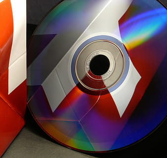 CD, disque, ordinateur, numérique, argent, support de stockage, Les données, Mémoire, disquette, DVD, disque compact, La technologie, CD ROM, multi couleur, Forme géométrique, forme, fermer, personne, cercle, à l'intérieur, réflexion, conception, instrument optique, équipement, rayé, modèle, brillant, prise de vue en studio, science, objet unique, plein cadre, 1080P, CC0, domaine public, libre de droits