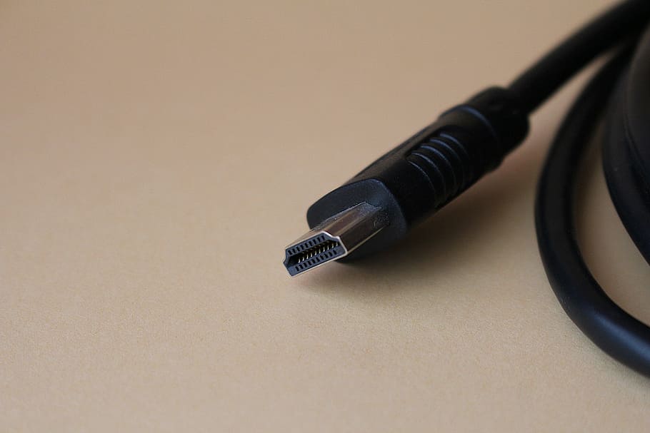 sort, kabel, Brun, træ-, overflade, hdmi, kabel, forbindelse, hdmi, fyldepen, pen, studio skud, nib, blæk, ingen mennesker, indendørs, stilleben, skriveinstrument, tæt på, sort farve, musik, høj vinkel visning, teknologi, bord, enkelt objekt, udstyr, kopiere plads, papir, hører efter, farvet baggrund, 5K