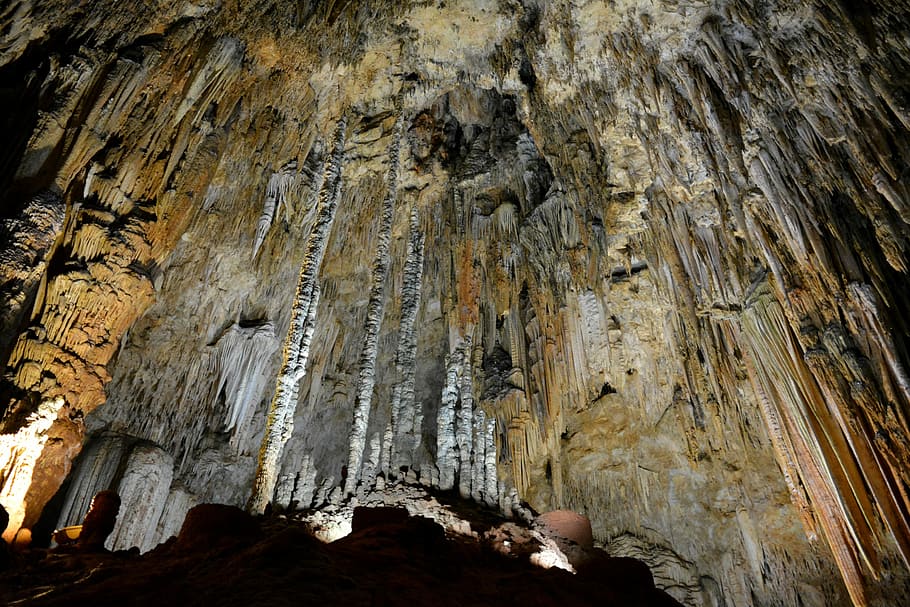 stalattiti, la grotta del diavolo, grotta, eldorado, stalattite, roccia - oggetto, formazione rocciosa, natura, Inquadratura dal basso, geologia, roccia, geografia fisica, solido, nessuno, bellezza nella natura, in casa, calcare, destinazioni di viaggio, modello, modello naturale, giorno, la tranquillità, eroso, formazione, 4K