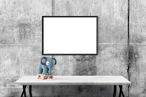 tableau blanc effaçable à sec, affiche, maquette, mur, modèle, présentation, bureau, portrait, décor, Stock, image, intérieur, photo, décoration, construction de murs, espace de copie, table, blanc, une personne, permanent, vue de face, à l'intérieur, Cadre, Hommes, la créativité, La technologie, siège, regardant, séance, femmes, affaires, adulte, 5K, CC0, domaine public, libre de droits