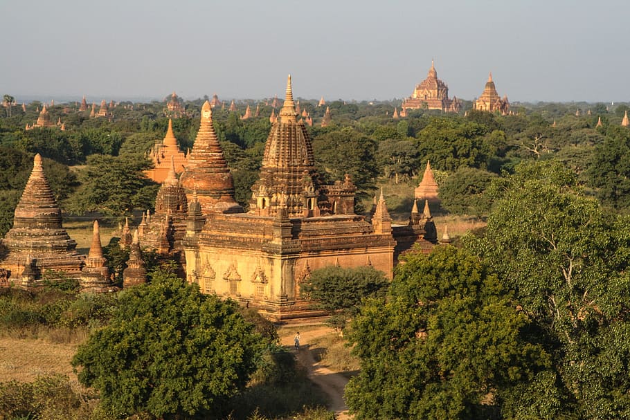 myanmar, burma, lys, flot udsigt, rejse, pagode, guld, religion, buddha, dome, arkitektur, forgyldt, steder af interesse, Bagan, bygget struktur, plante, bygning udvendig, træ, historie, rejsemål, tro, sted for tilbedelse, fortiden, spiritualitet, natur, bygning, turisme, gammel, himmel, ingen mennesker, udendørs, gamle civilisation, Spir, 2K